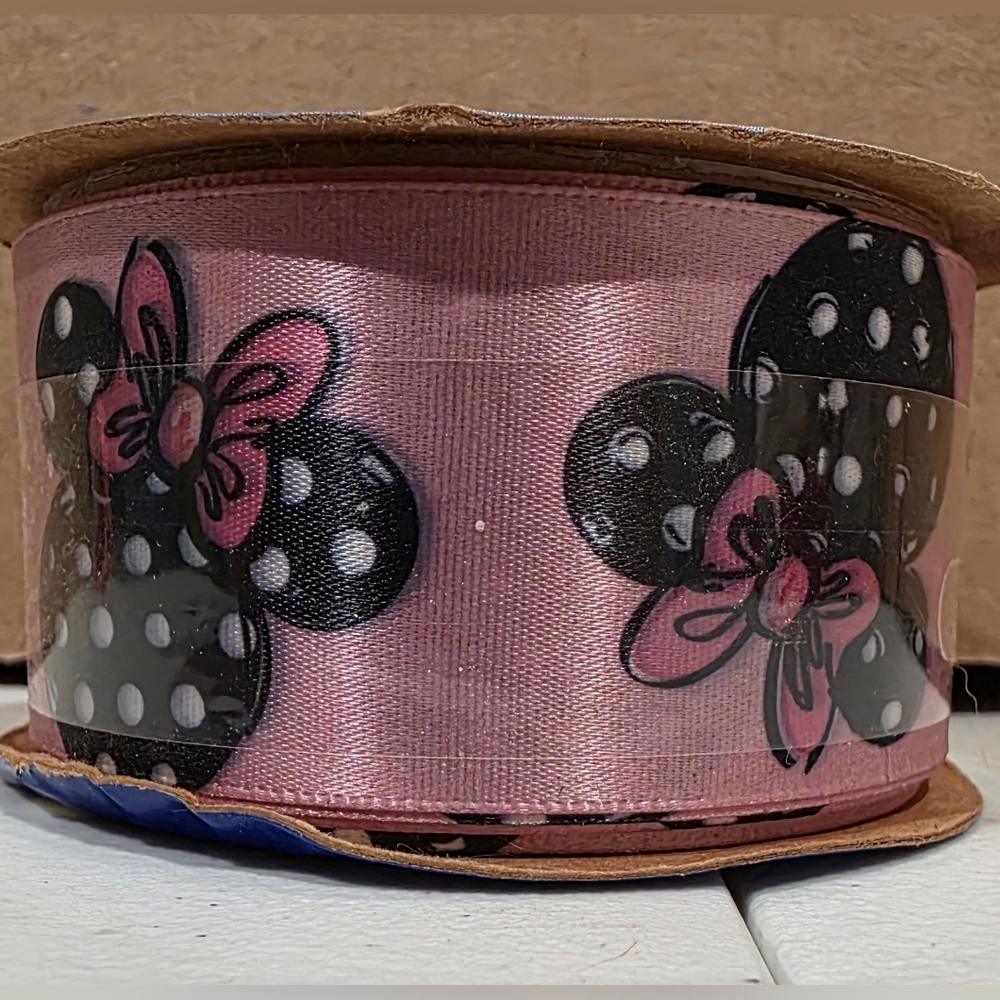 Minnie Mouse Pink Polka Dot Ribbon with Bow Design